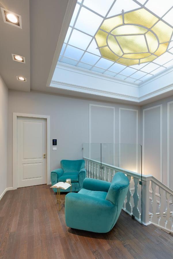 Palazzo Duomo Suites In Udine Center Εξωτερικό φωτογραφία